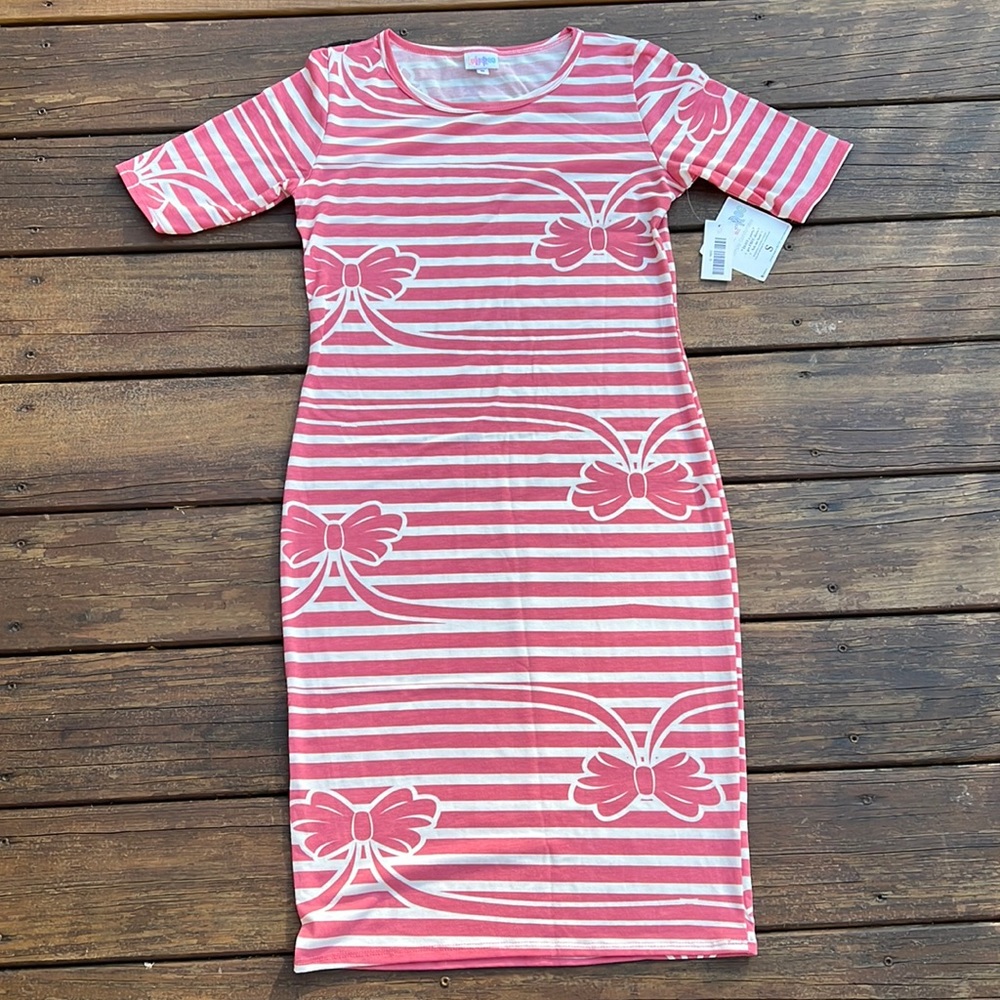 Lularoe Bow Julia